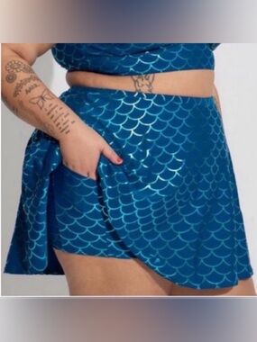 Torrid swim skirt metallic mermaid print size 2